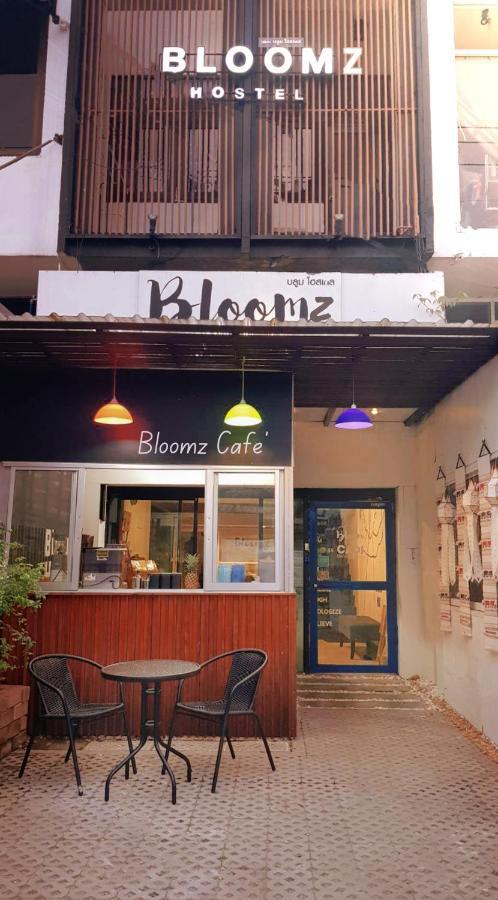 צ'יאנג מאי Bloomz Hostel מראה חיצוני תמונה